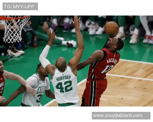 热火主场连胜要在客场继续，全队奋力拼搏铸就辉煌