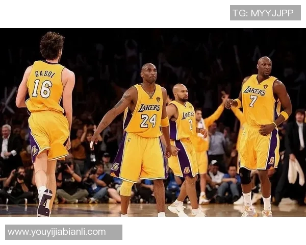 火箭队与湖人队激战正酣直播精彩瞬间不容错过