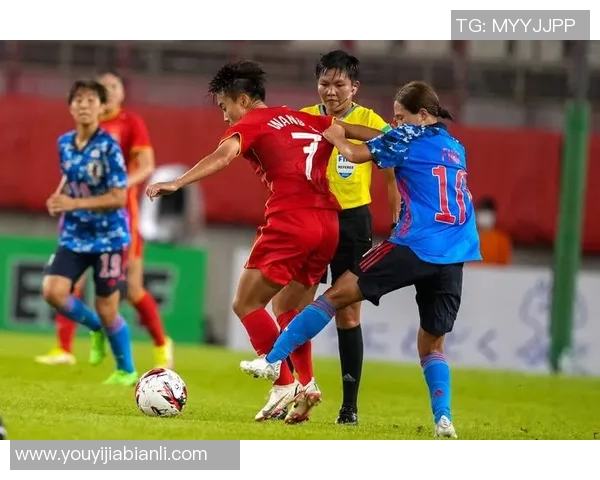 日本女足迎战英格兰队力争在国际赛场上再创佳绩